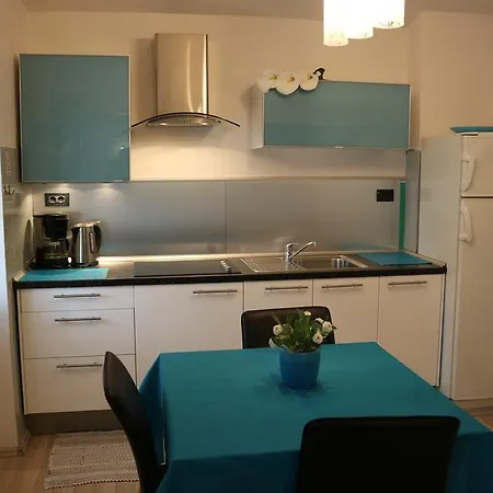 Ines Komel Apartman Opatija