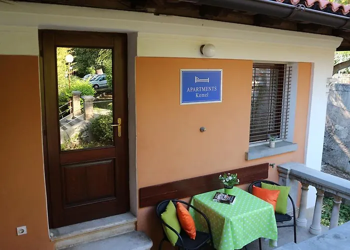 Appartamento Ines Komel *